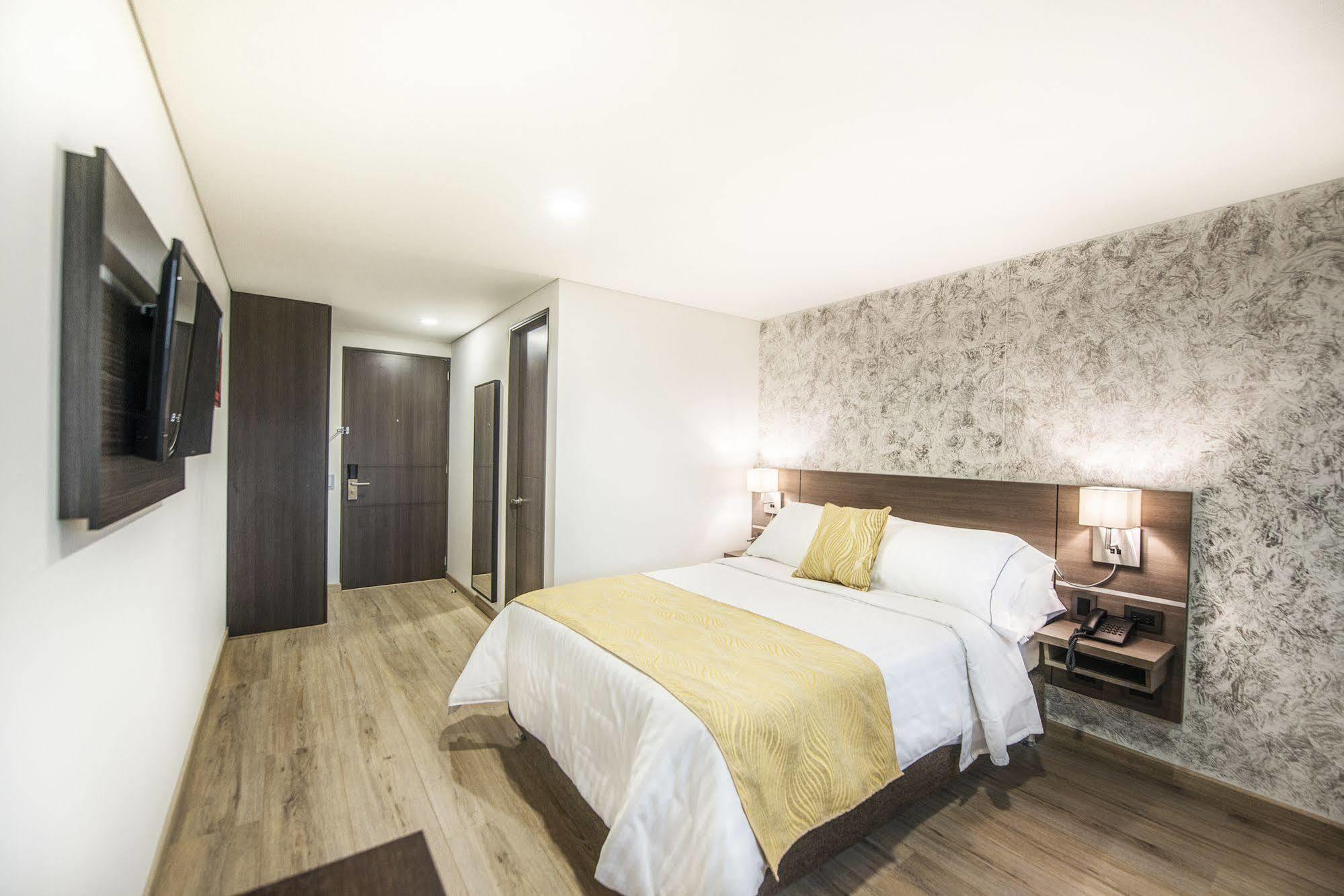 Sm Grand Hotel Богота Экстерьер фото